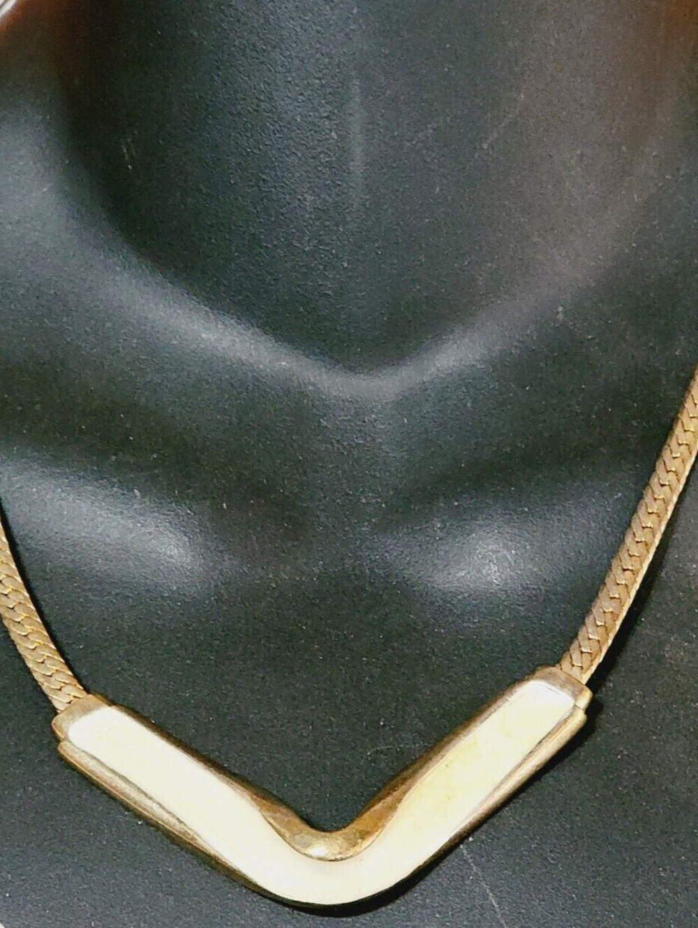 Vintage Enamel Collar‎ Necklace Serpentine Chain, Cream Gold-tone  Retro wh03-48